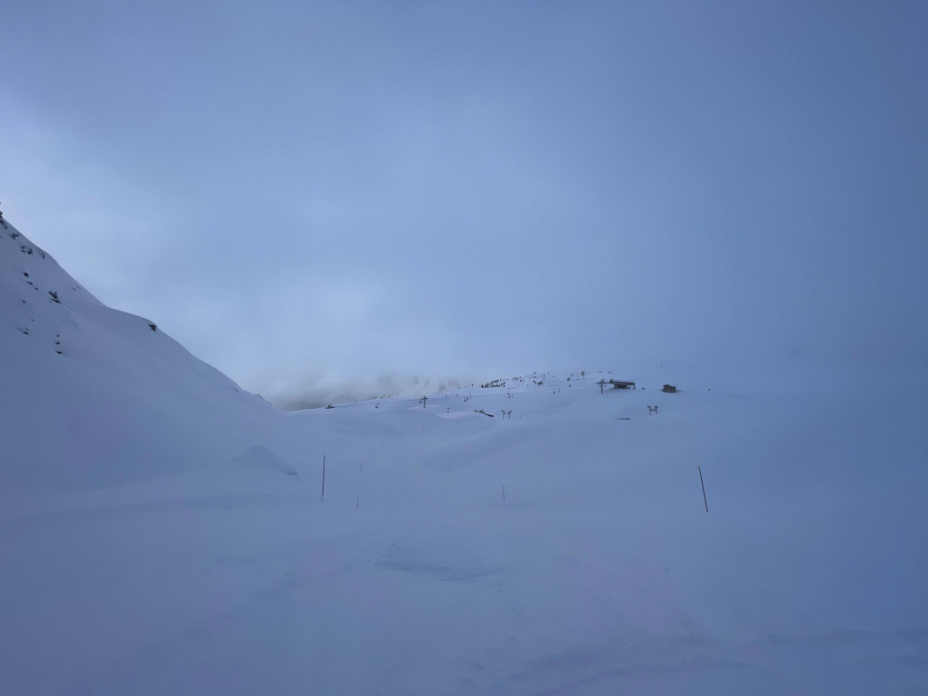 Erste Auflockerung Pyramides