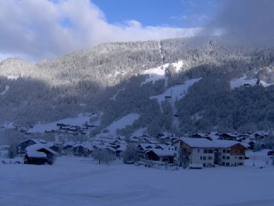 Leider nur kurze Aufhellungen am Sonntagmorgen, Schneise der Madrisabahn