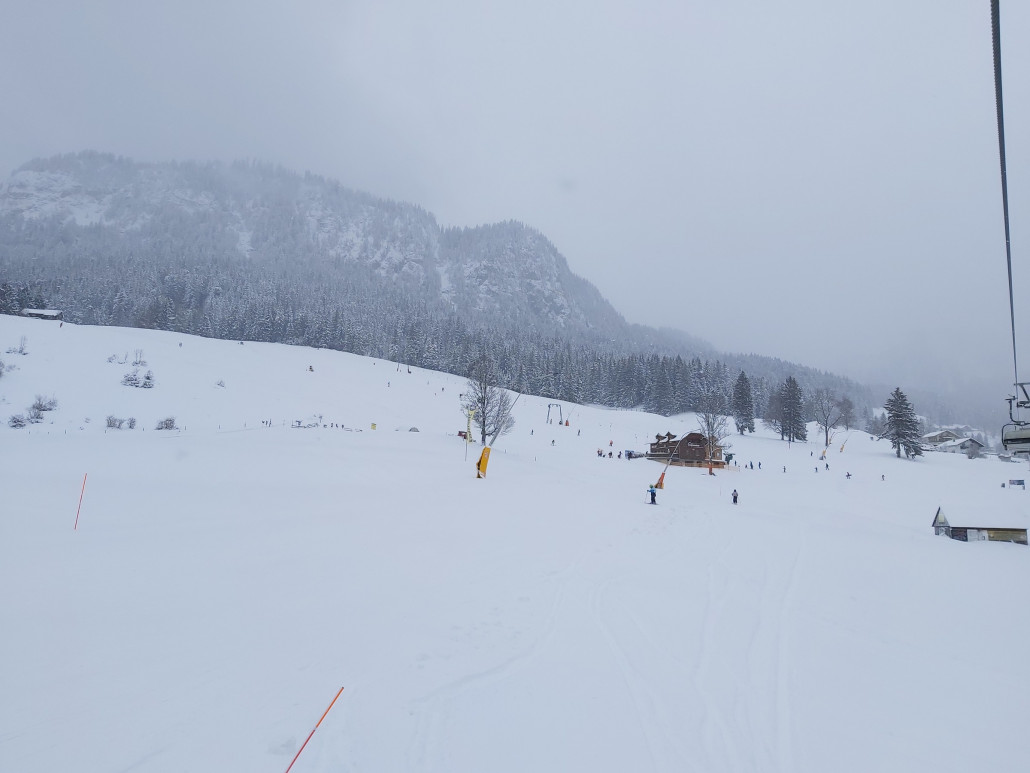 In den letzten Nächten waren die Lanzen in Betrieb und so sollte nun wieder genug auf den Pisten liegen.
