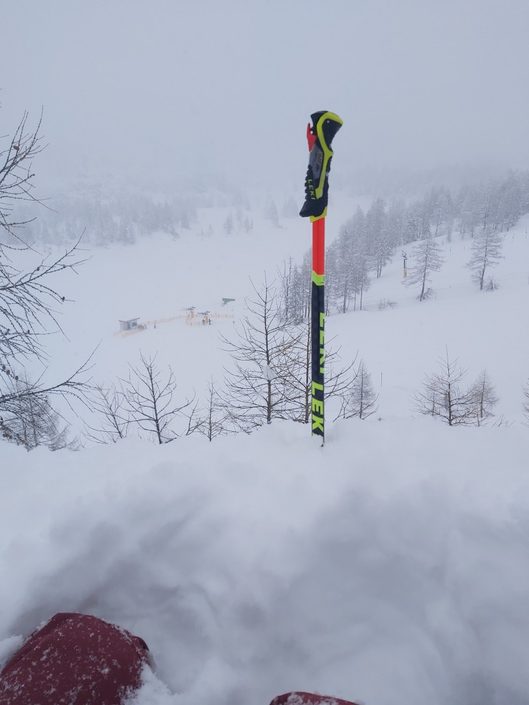 Sobald es flacher wird sinkt man bis zur Hüfte einfach ein.
