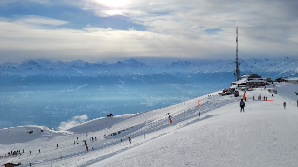 Pas de Maimbre am morgen, andere Talseite noch recht finster