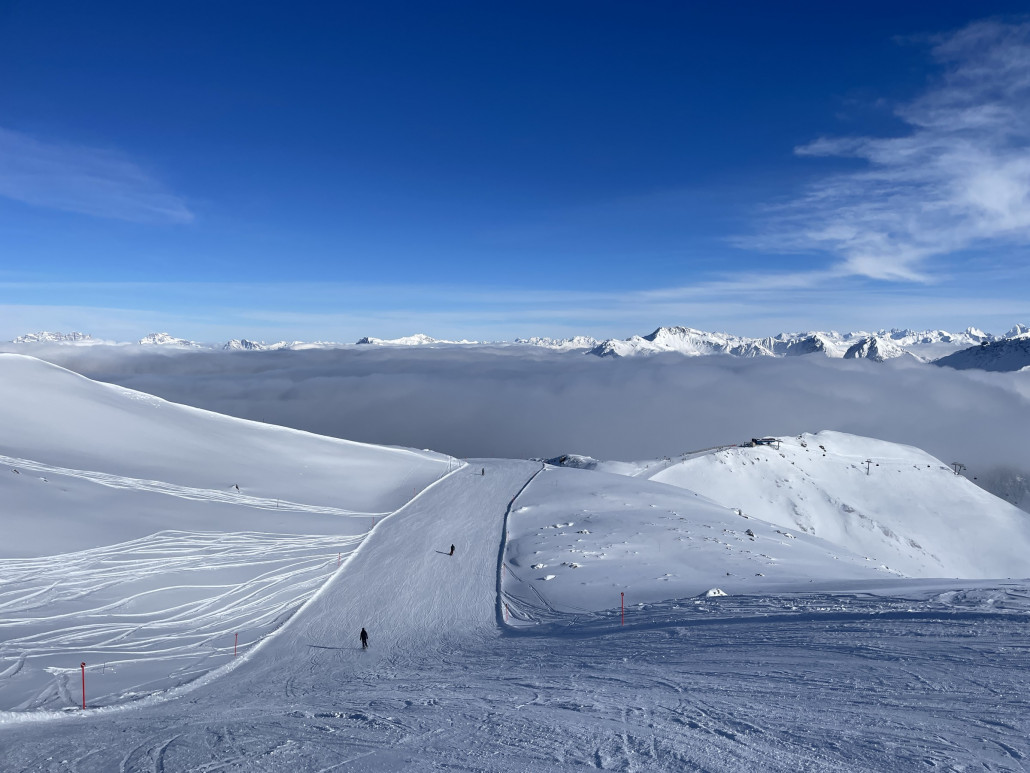 Die Piste vom Weisshorn gefiel mir auch gestern wieder sehr gut. Der Nebel im Schanfigg war extrem dicht, zeitweise richtig schwarz.
