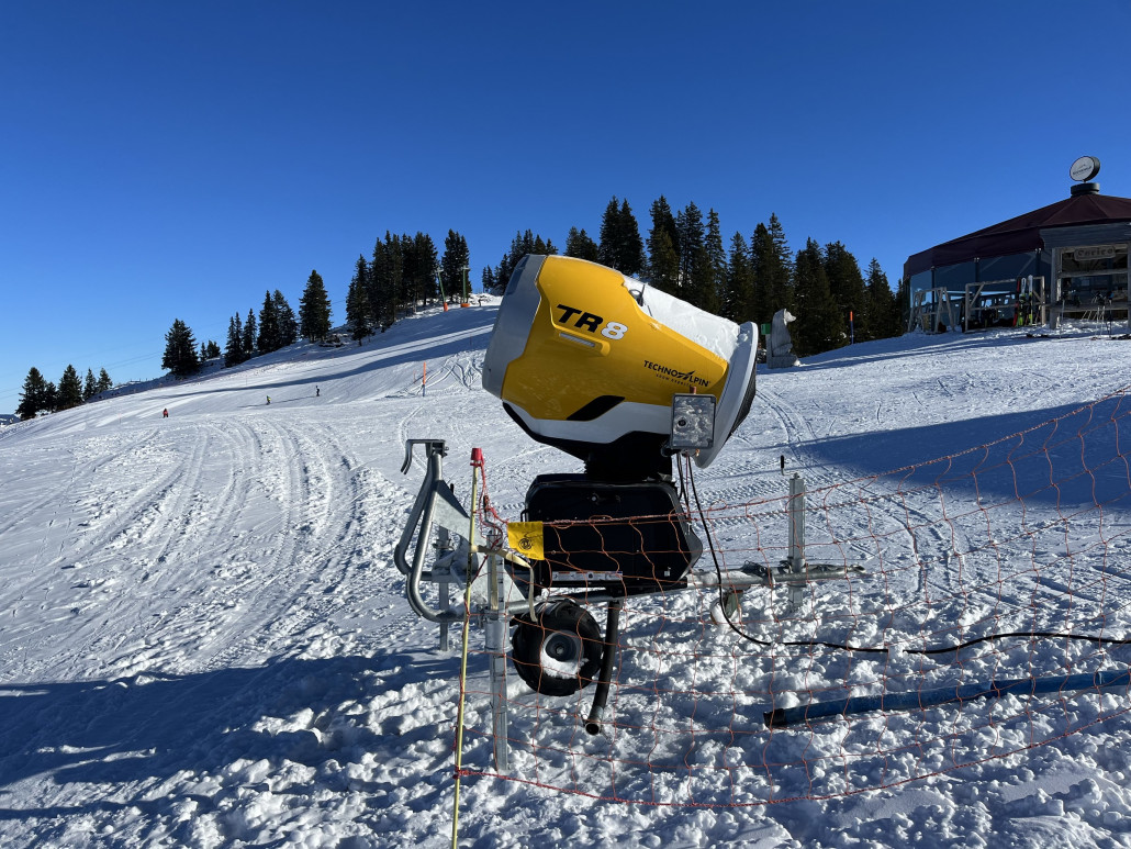 Die Kanone dieser neusten Generation habe ich noch nie auf der Klewen gesehen. Muss eine Nauanschaffung sein.
