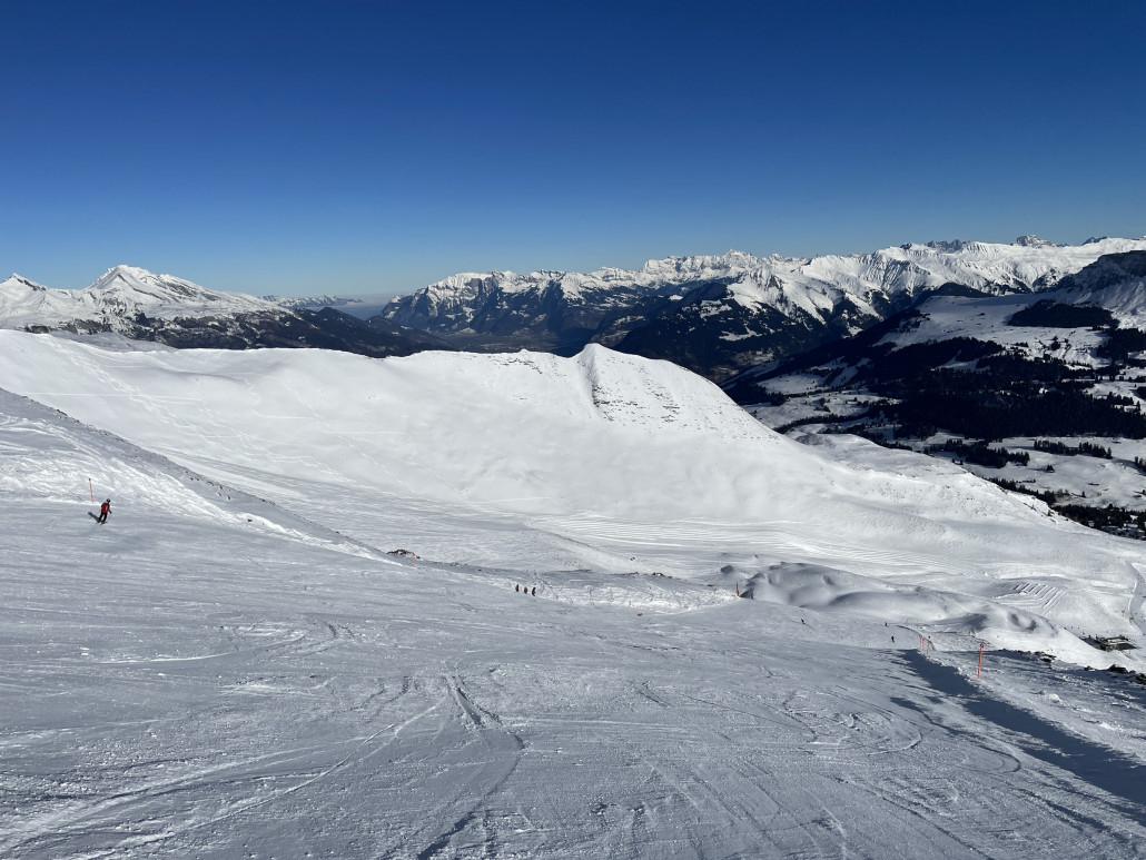 Eine weitere Premiere: die 70 am Stätzerhorn. Die Abfahrt war überraschend gut beisammen, wenn auch etwas viel loser Schnee .