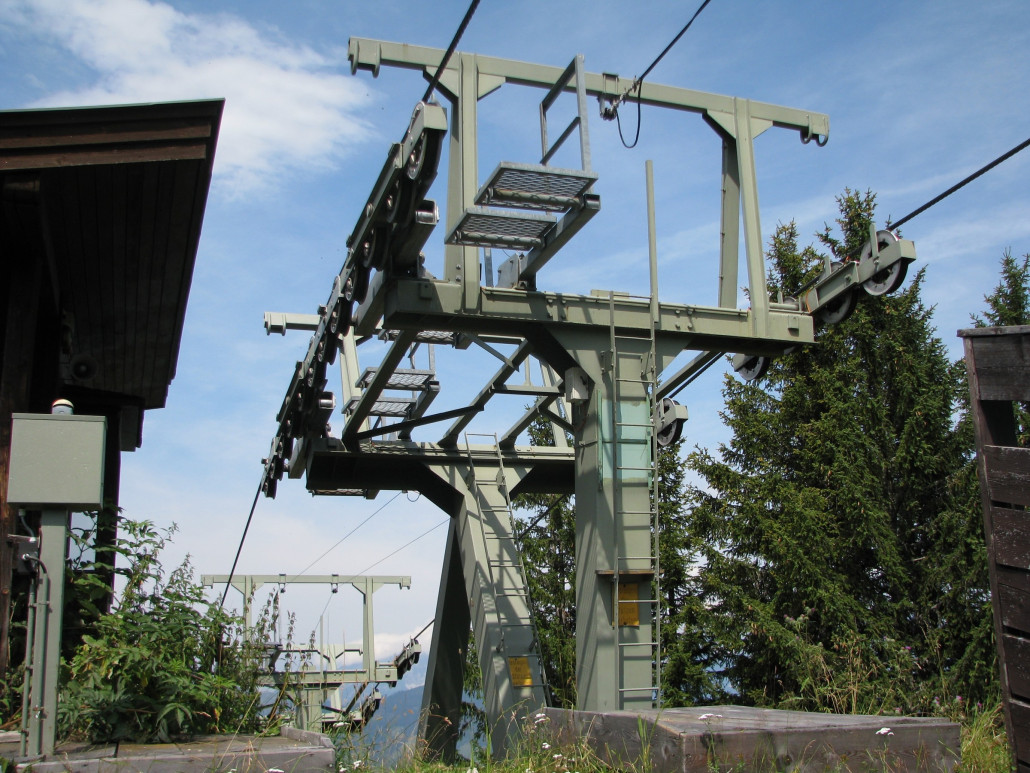 Stützen am Ausstieg