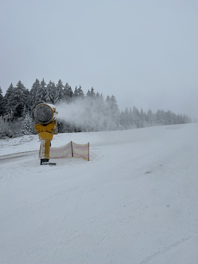 Insgesamt liefen 2 Schneekanonen heute Vormittag