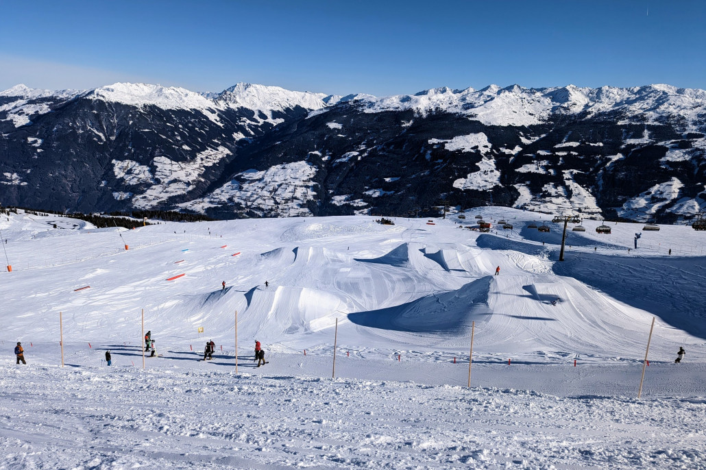 Der Park beim Schnee-Express.