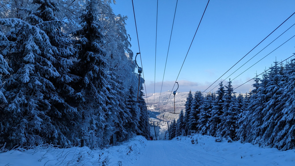 Gute Liftspur. Nur ein Wasserloch.