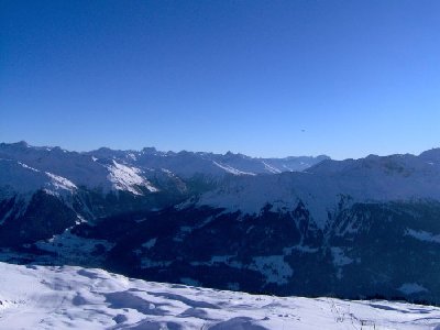 09.10 h Ankunft - Sonne<br />16.00 h Fahrt ins Tal - Sonne <br />Sonnenterrasse pur!!