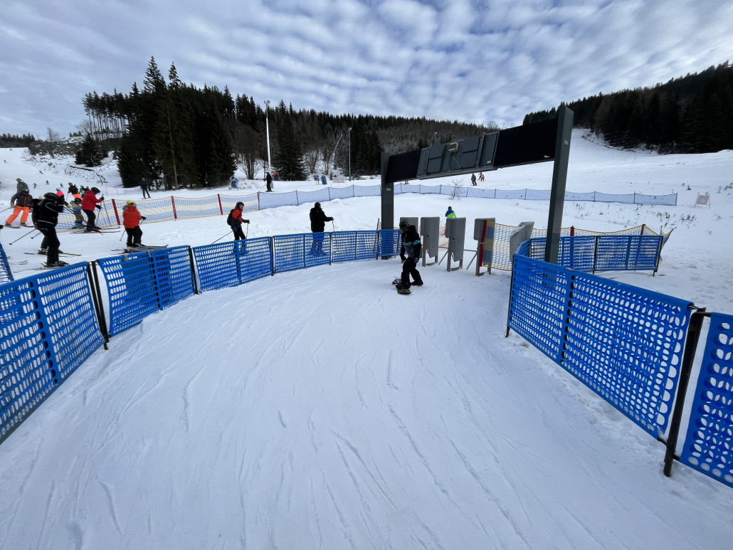 Foto um 10.10Uhr nach unserer ersten Fahrt auf Piste 4, so leer hatten wir es danach aber nicht mehr