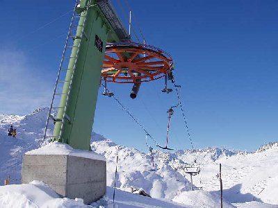 Bergstation Alpsulift Hersteller Städeli ist 970m lang.