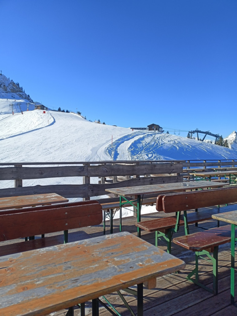 Einkehr an der Gundhütte um 10 Uhr