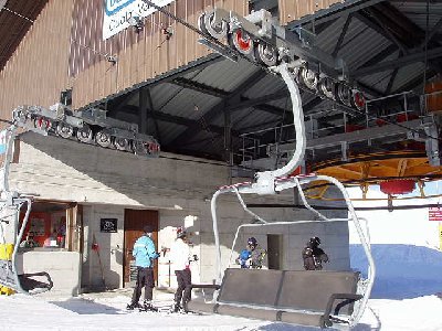 Ausstieg hier am Cuolm Val ist leicht abschüssig. Der perfekte Bordercrasher