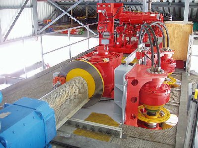 Antrieb 4SB Cuolm Val. Vorne gut zu sehen die beiden hydrostatischen Notantriebe.