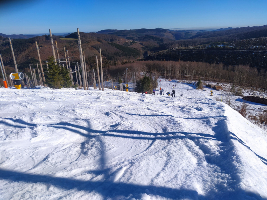 Rote Piste am Nachmittag