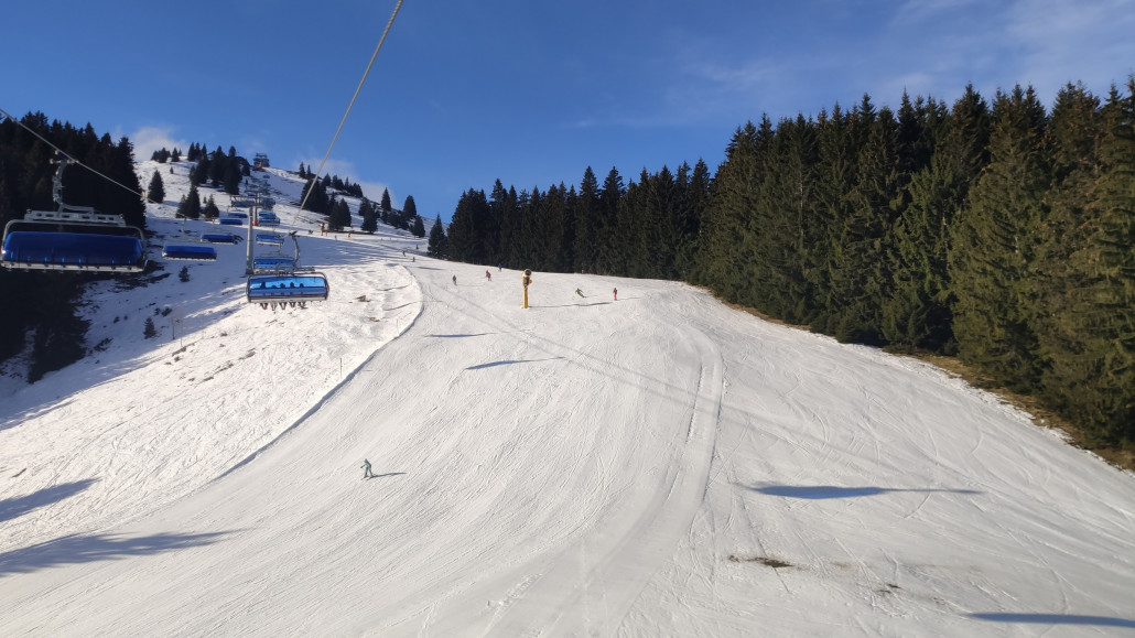 Blick auf die Sudelfeldkopfabfahrt um halb 10 Uhr
