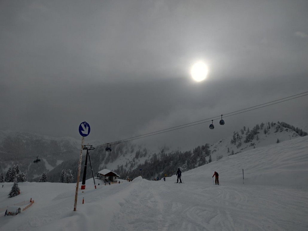 Am Rosskopf. Im Hintergrund die Rosskopfbahn.
