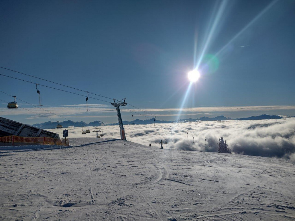 Der Pacheinerlift, das ist aber, wie es sich für Kärnten gehört, ein de Pretis. VOn de Pretis gibt es hier noch die DSB Pöllingerbahn, der Rest ist von Doppelmayer.