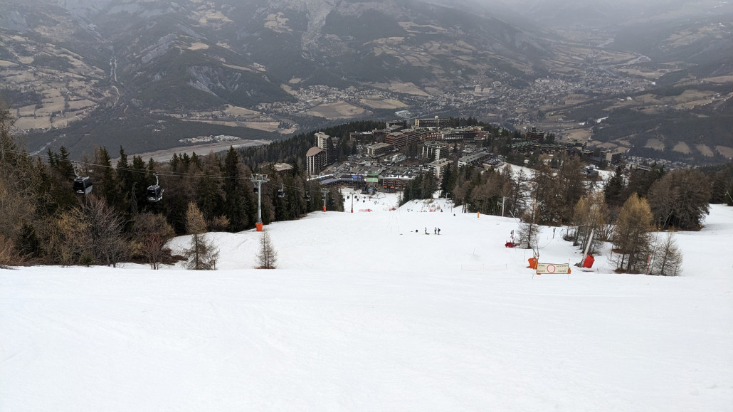 Blick nach Pra Loup, der Gegengang ist blank