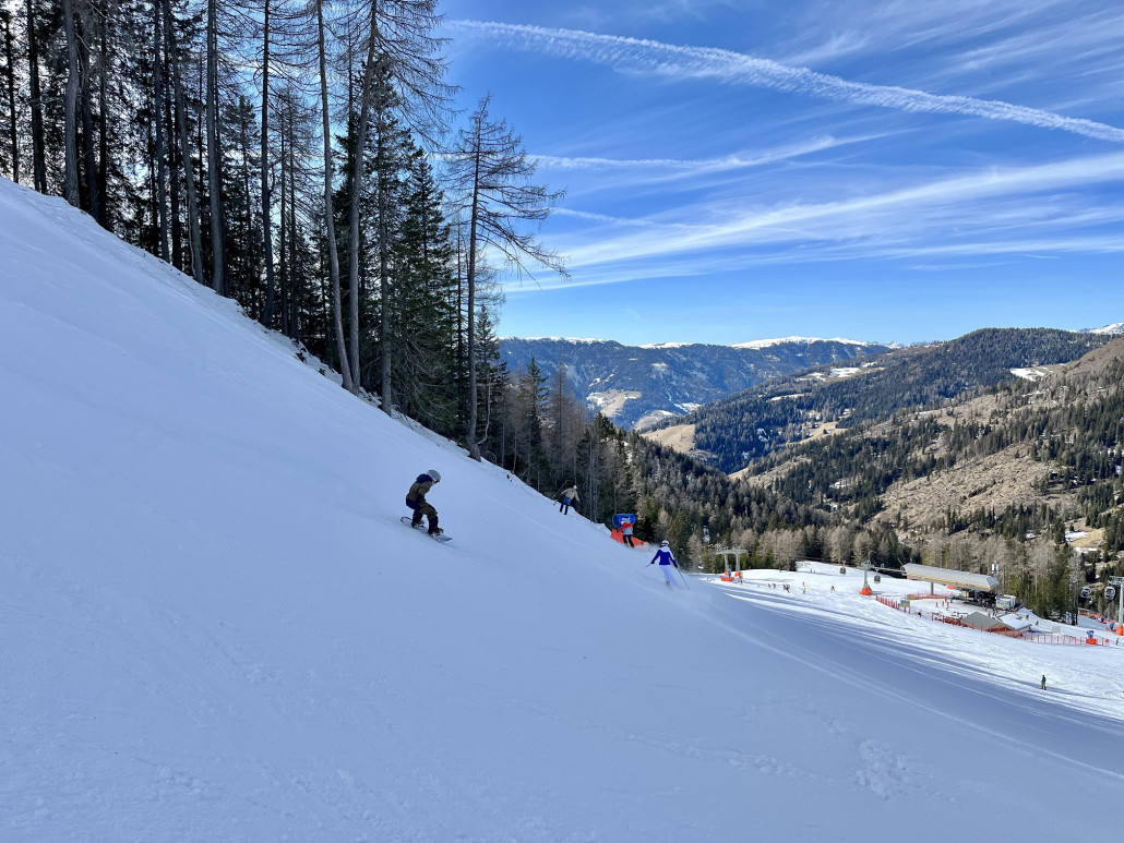 erneut die 32 und Bergstation "Col de Toron"