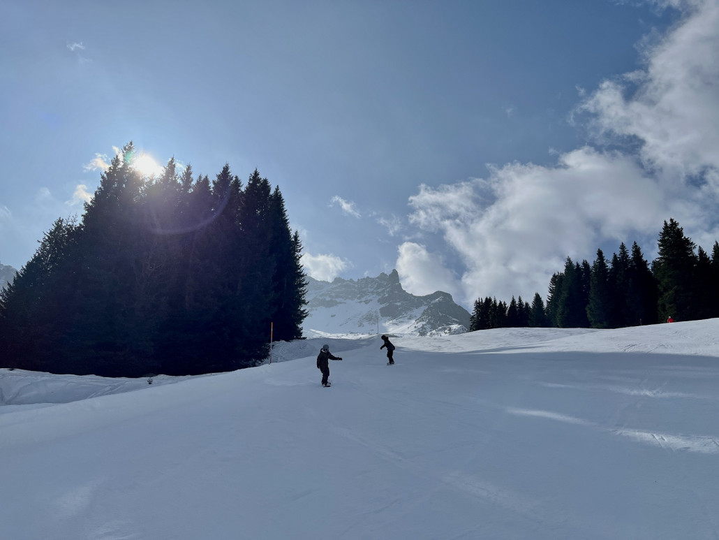 Um den Stau am Funifor zu entgehen sind wir die EUB "Portodos" hoch und über 11/1/4 zurück nach Arabba...