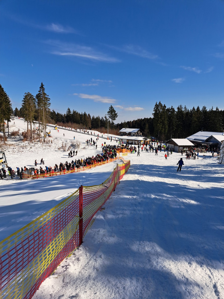Wie immer voll,  aber den Lift braucht man ja nicht zu fahren.