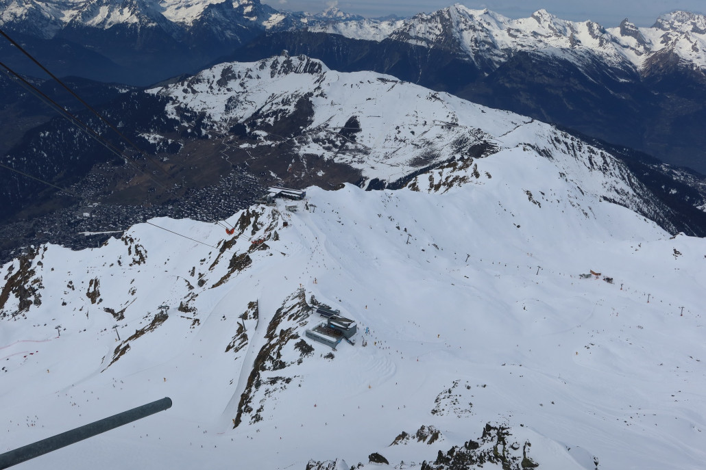 Tiefblick Mont Gele nach Attelas