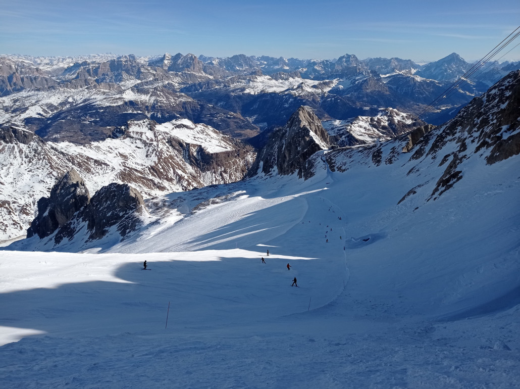Start der Pista Bellunese, hinten halblinks der Großglockner