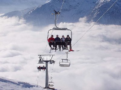 Über dem Nebelmeer zu schweben hat was. Übrigens sehr sehr schlecht zu erreichen das Gebiet.
