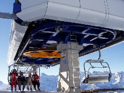 Bergstation mit Nachsteckbarer Spannung