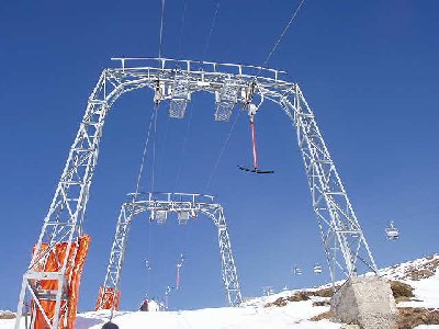 Skilift ist  teilweise steil 220 Höhenmeter