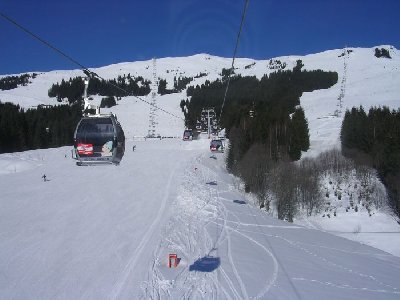 Die neue 8EUB Hochalm mit die 2 6er Sesselbahnen.