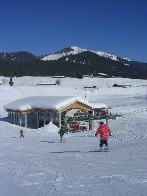 Talstation 4KSB Rossalmbahn auf die Winklmoosalm.