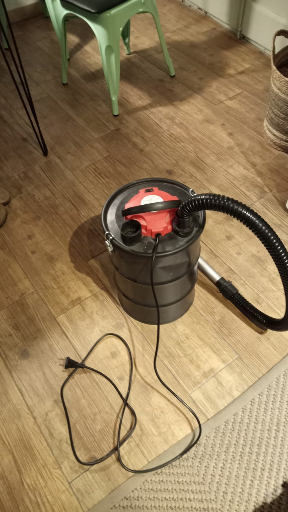 Dieser Gegenstand war sehr wichtig denn geheizt wurde mit....