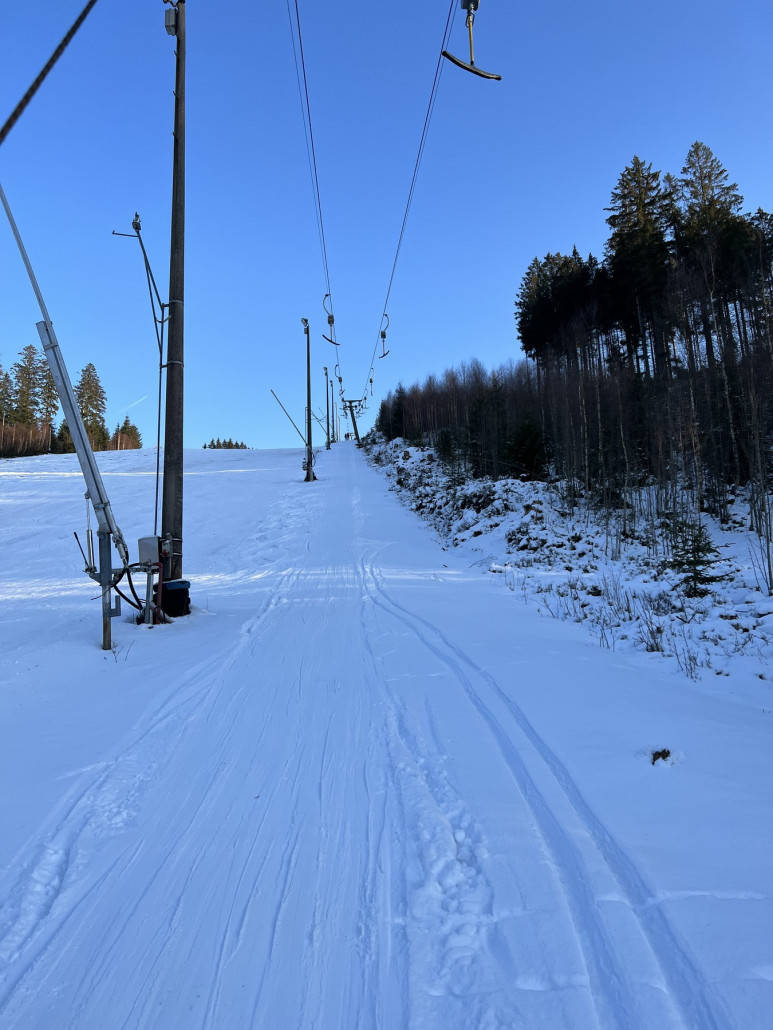 Erste Bergfahrt im kultigen Hempelsberglift