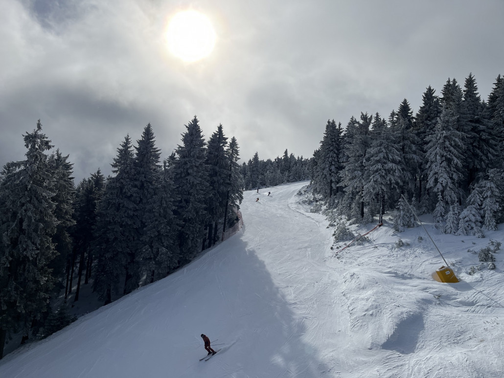 Piste 8 "Premostena" für uns gestern die beste des Tages, hielt bis 11Uhr sehr gut durch und nun auch ohne Einschränkung in der Breite