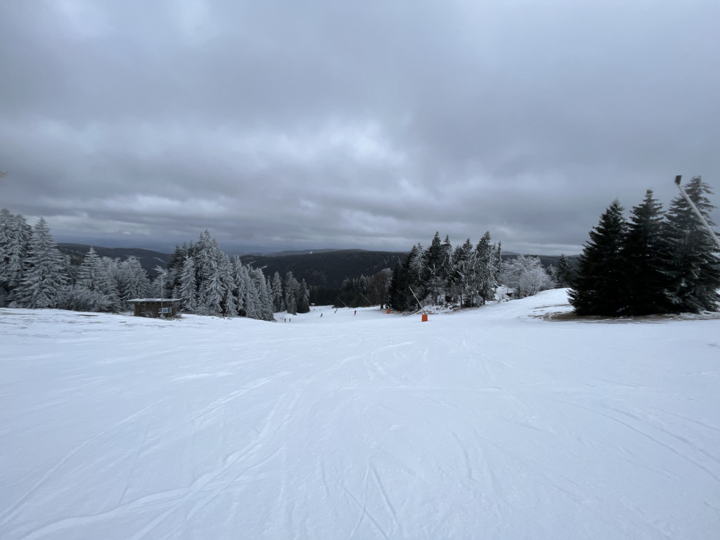 Abfahrt auf der "Karasek" (19) im oberen Teil