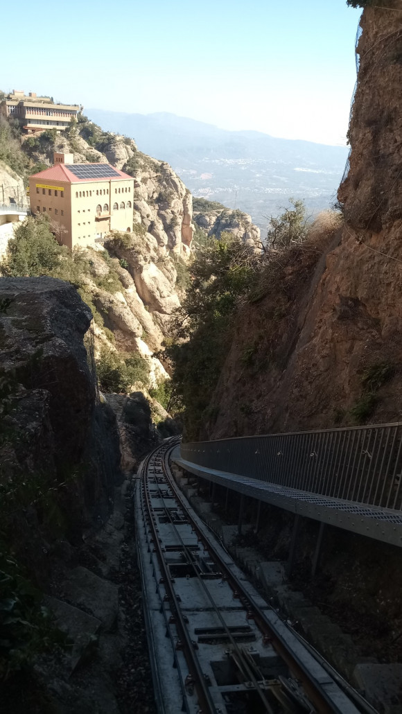 Die ganz Bahn macht eine Rechtskurve