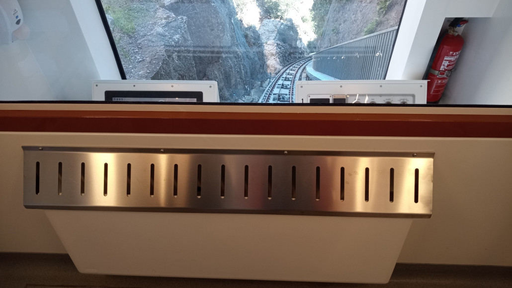 Eine Heizung, die sachgerecht eingebaut wurde. Klima hatte der wagen auch.