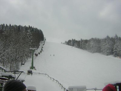 Leere Piste. Super zum Fahren, keine Eisplatten.