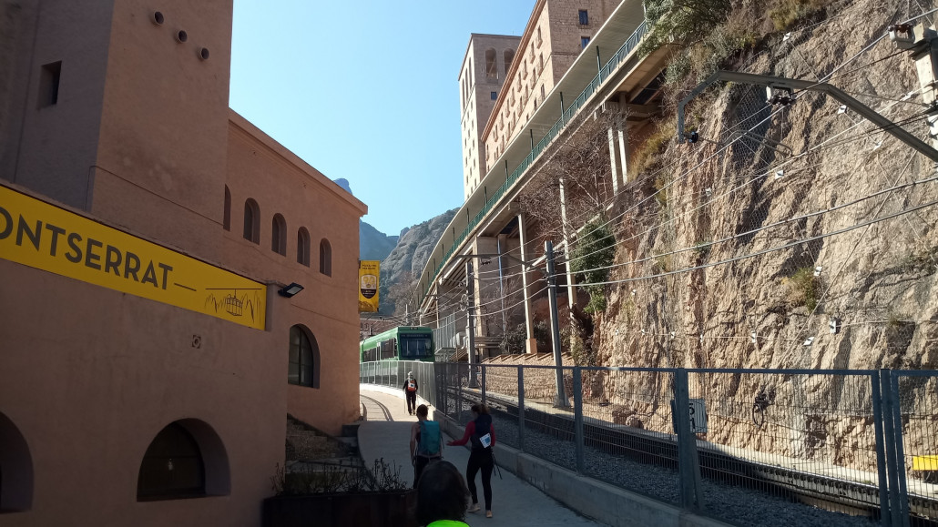 ... wie die hier teilweise sichtbare  Beton-Stahl-Konstruktion.