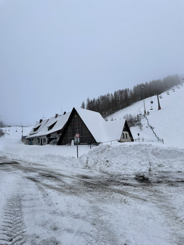 Talstation und Kassenbereich