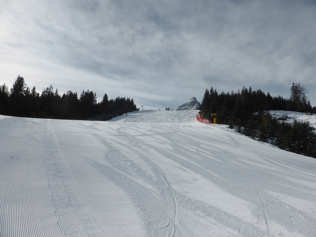 meine Lieblingspiste, hinten lugt die Serles hervor