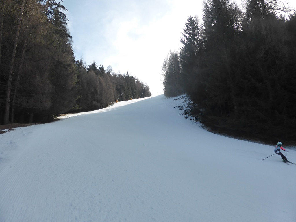 im unteren Drittel der Talabfahrt war es etwas härter, grieseliger. Der Lanzenschnee halt....