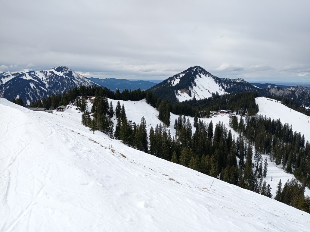 Am Roßkopf mit Blick zum Bodenschneid