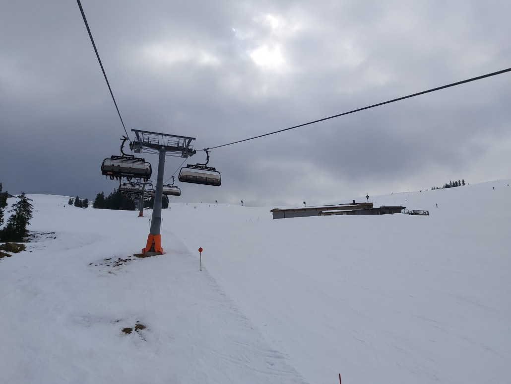 Der Sechser hinter mir ist dicht. Ich schwöre der war gestern noch als geöffnet eingetragen.