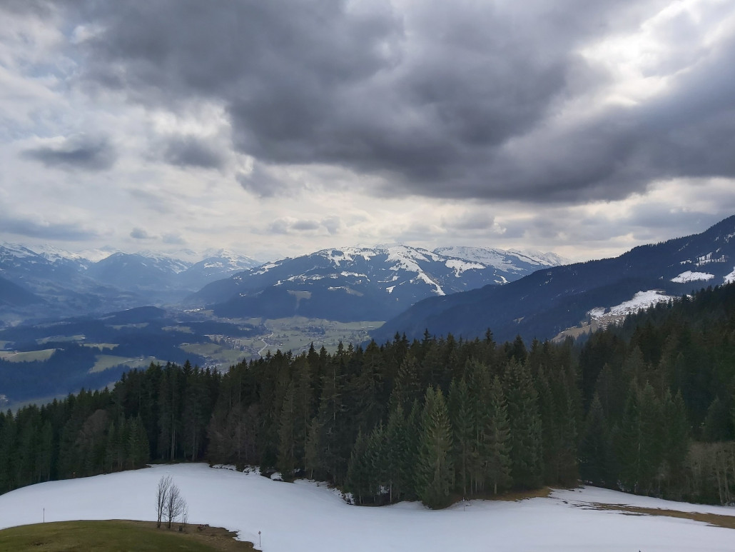 Kitzbühel wäre so nah und ist doch so fern.