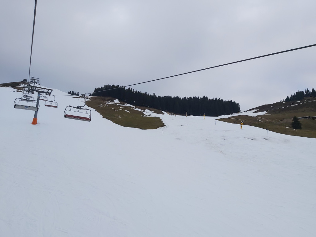 Den fuhr ich leider ein zweites Mal. Dachte am Stausee links rüber zu kommen, doch das geht nicht.