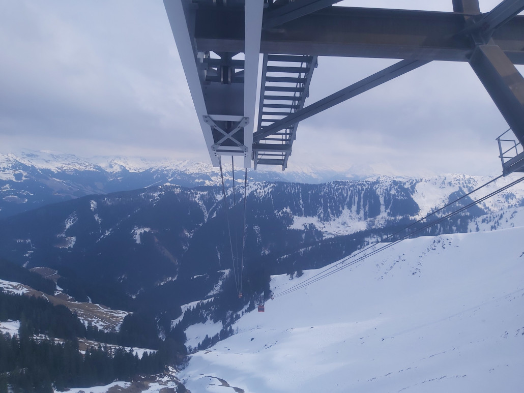 Punkt 15 Uhr. Mal abwarten ob dies zu spät ist.