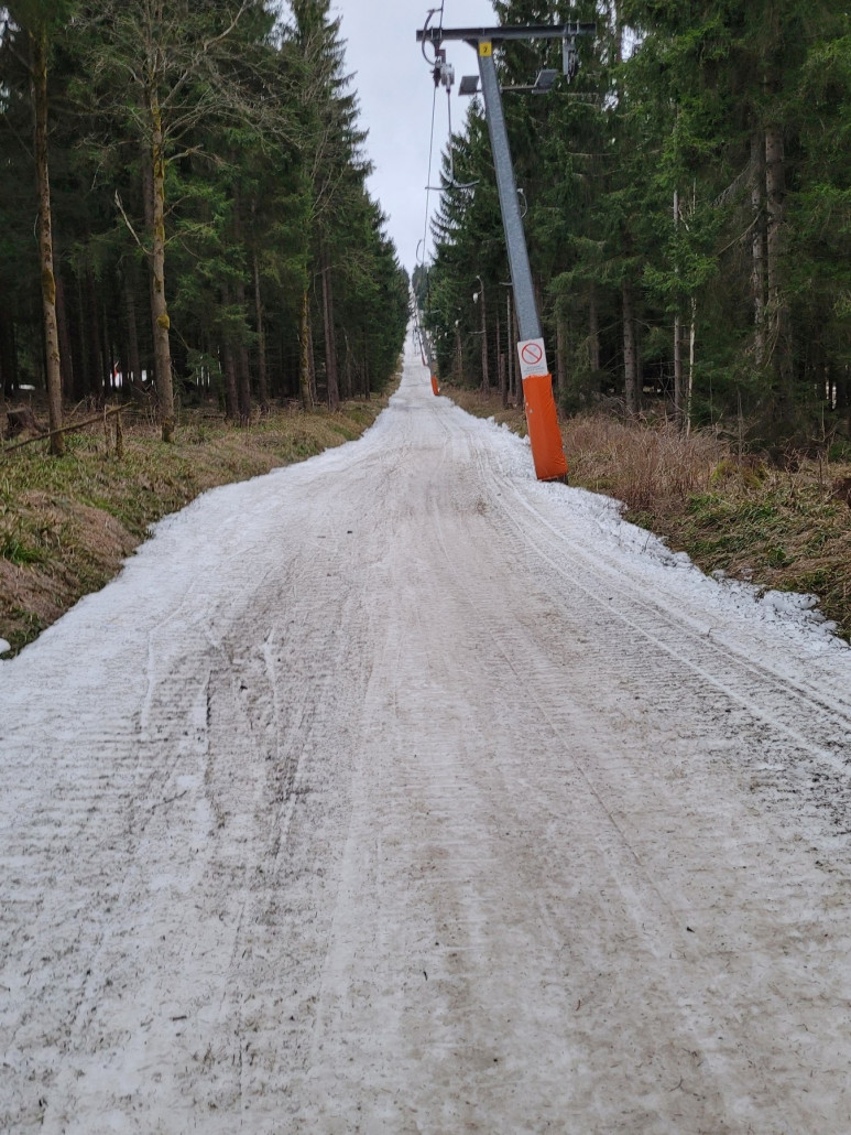 SL-Tasse im unteren Bereich.